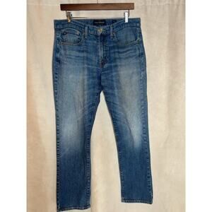 Lucky Brand 31x30 Straight Leg Jeans 121 Slim Medium Wash Classic Fit